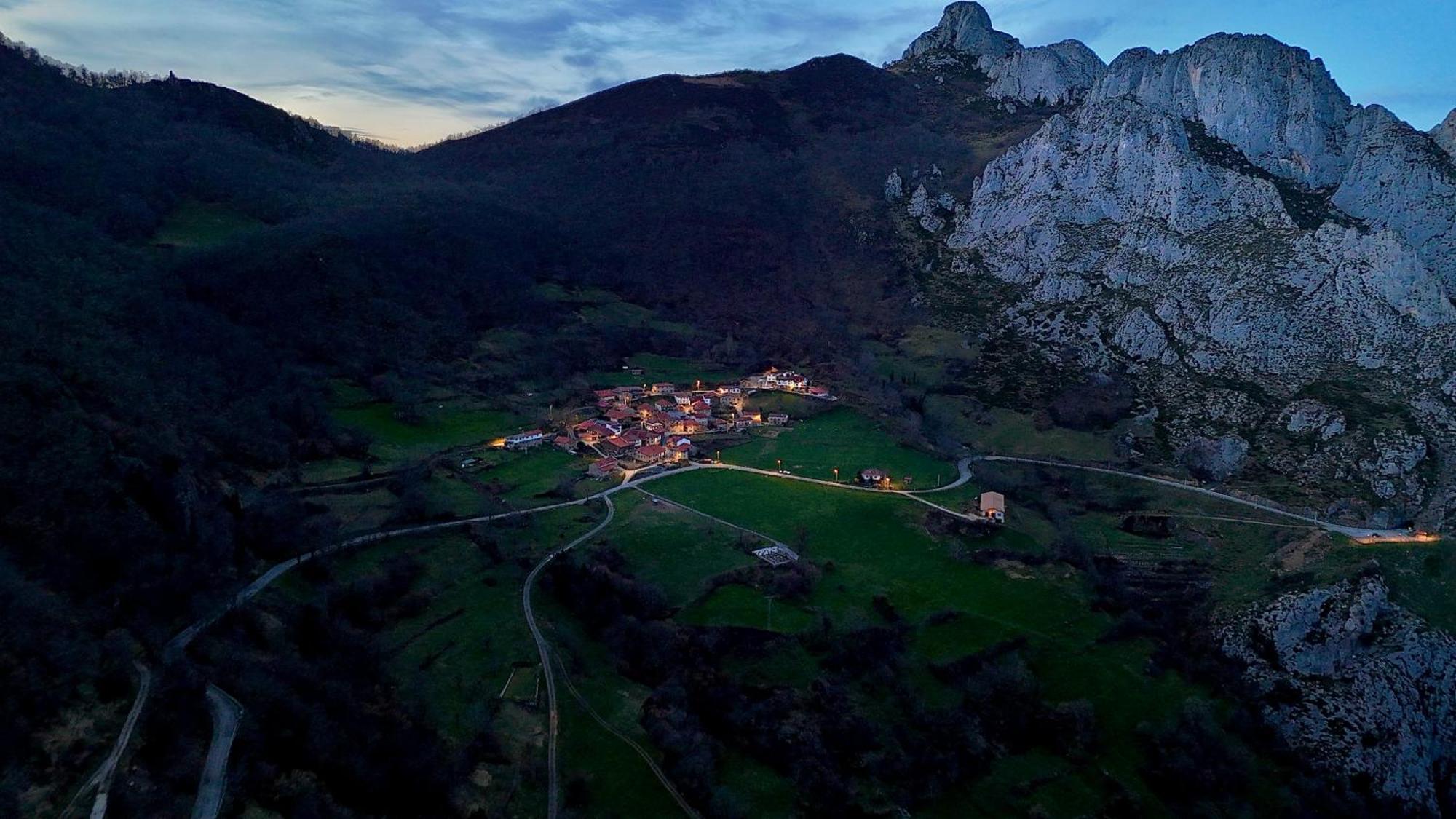 Hotel Rural El Sestil Dobres 외부 사진