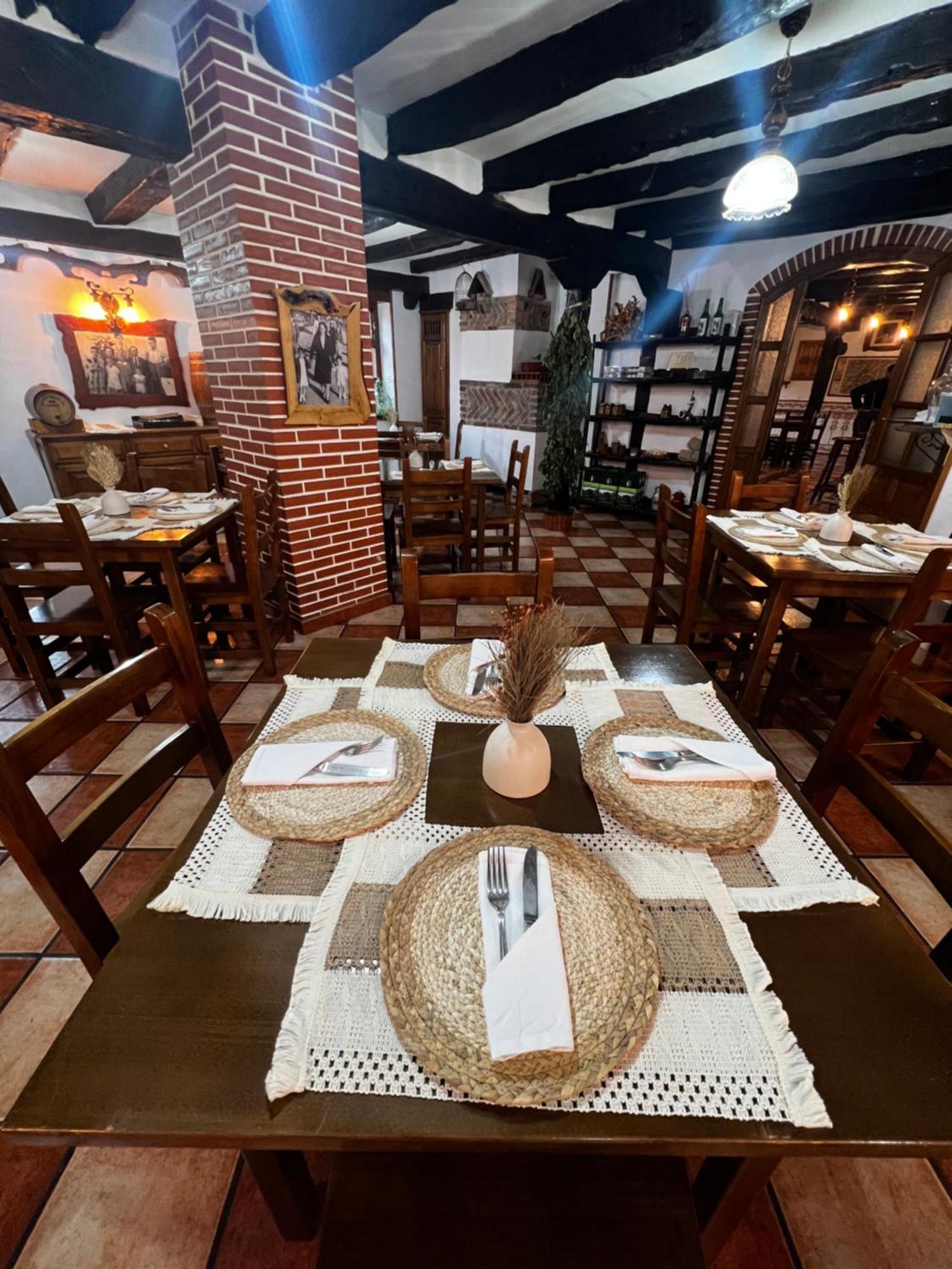 Hotel Rural El Sestil Dobres 외부 사진